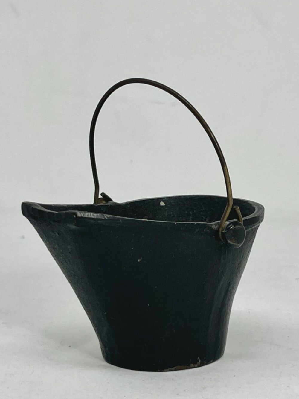 Vintage Miniature Dollhouse Cast Iron Coal Bucket Doll House Furnishing